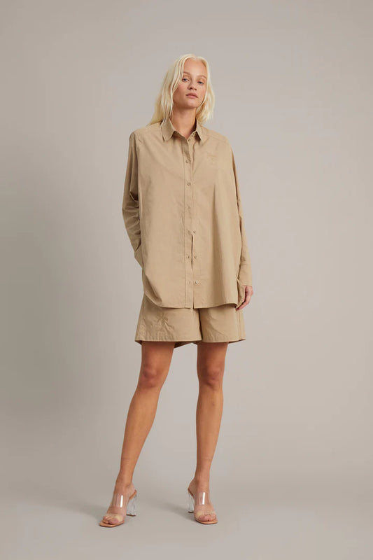 Munthe Gollia Top Sand