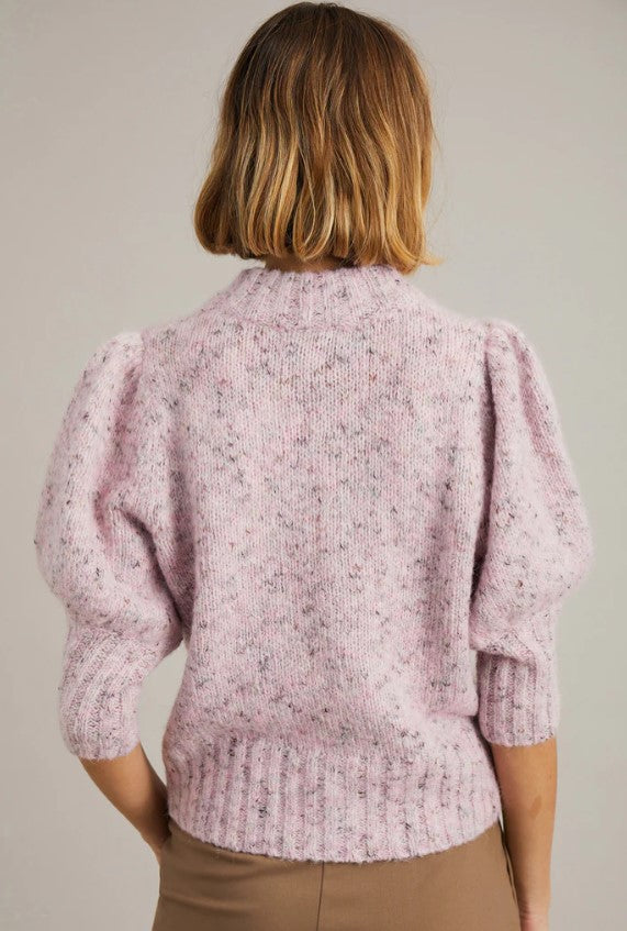 Munthe Aira strik rose