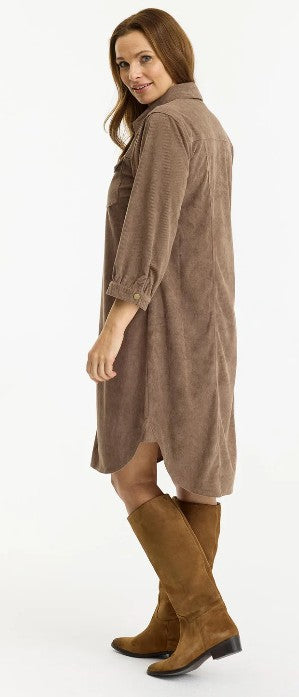 IN Front Women Mallery dress Cafe Latte