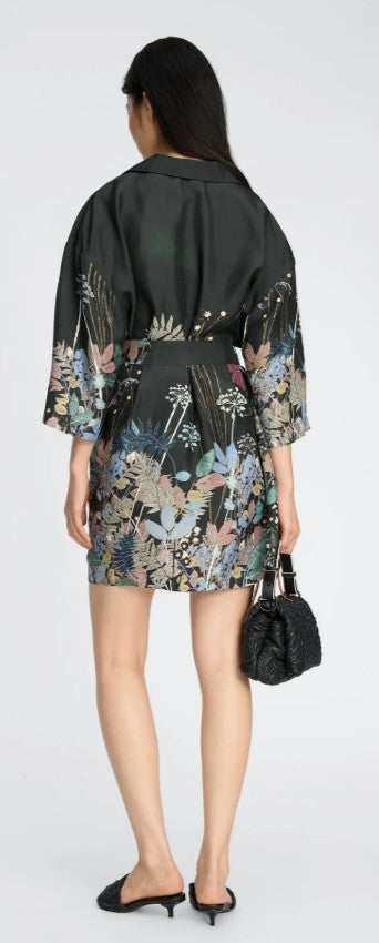 Munthe Ratana print black