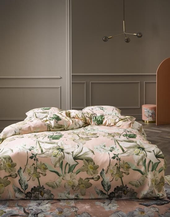 Essenza sengetøj fleur lyserød